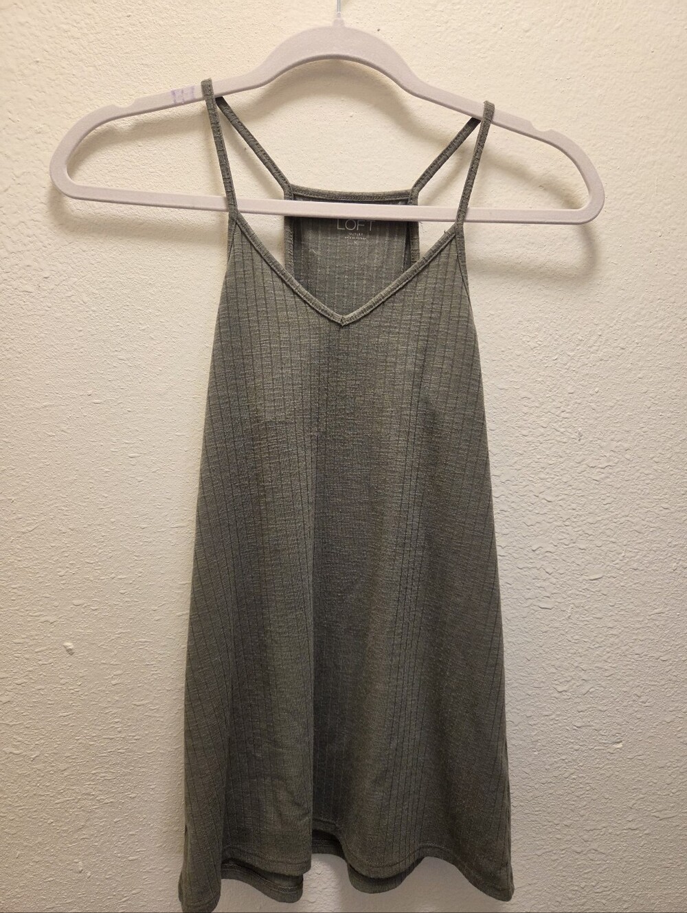 LOFT Outlet Heather Green Ribbed V-Neck Knit Tank Top